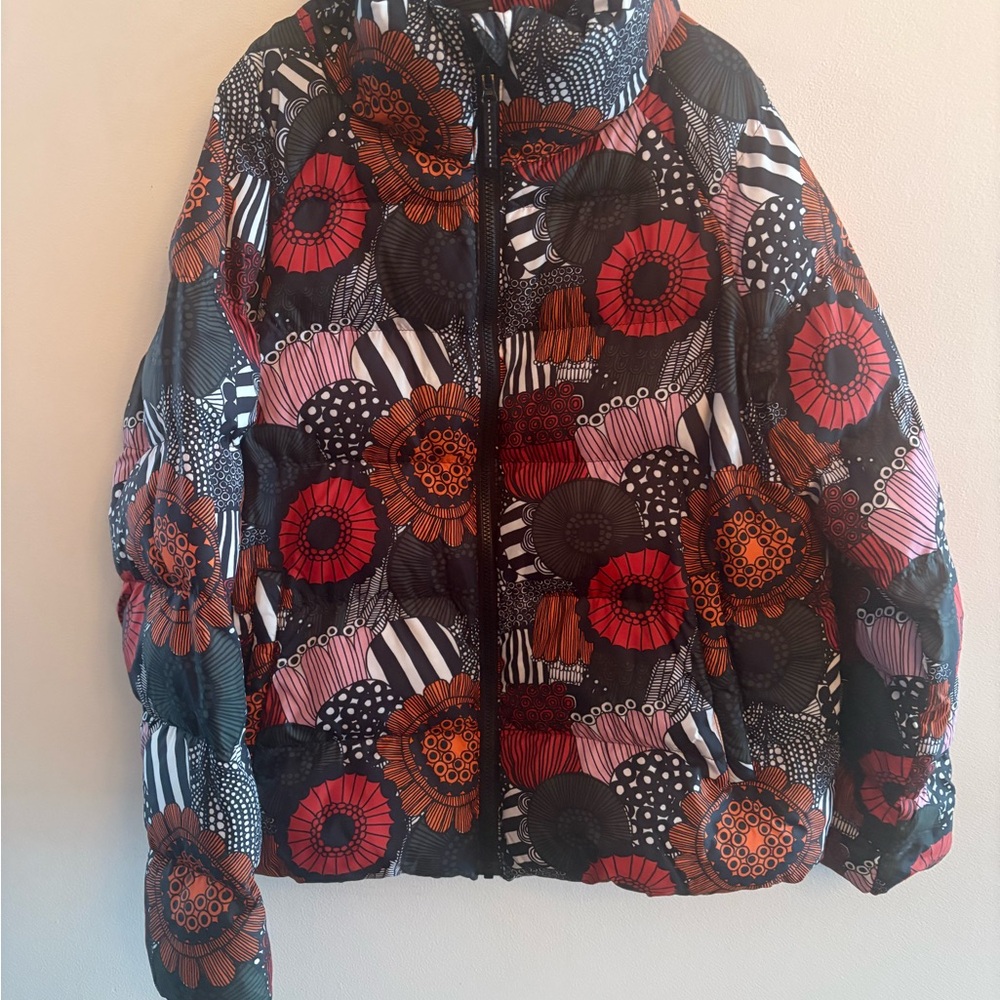 Marimekko x Uniqlo Kids Floral Light Puffer jacket 11/12 years